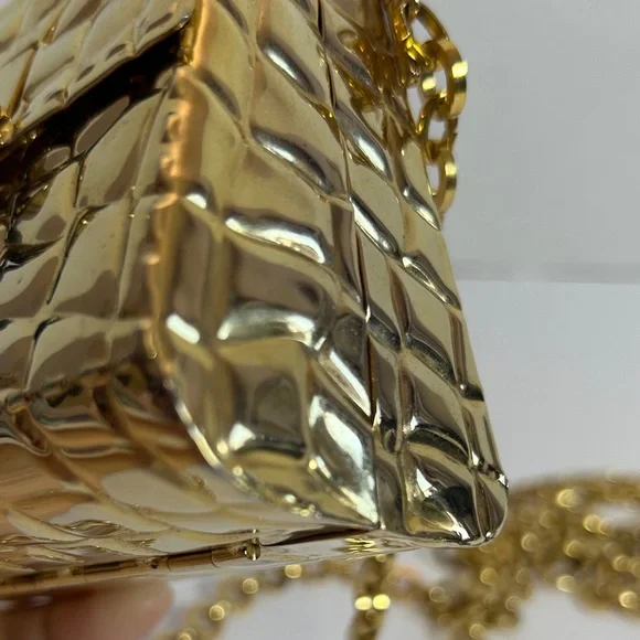 Debbie J. Palmer Vintage Gold Mini Bag with Chain and Tassel Pre-owned. - Picture 7 of 10